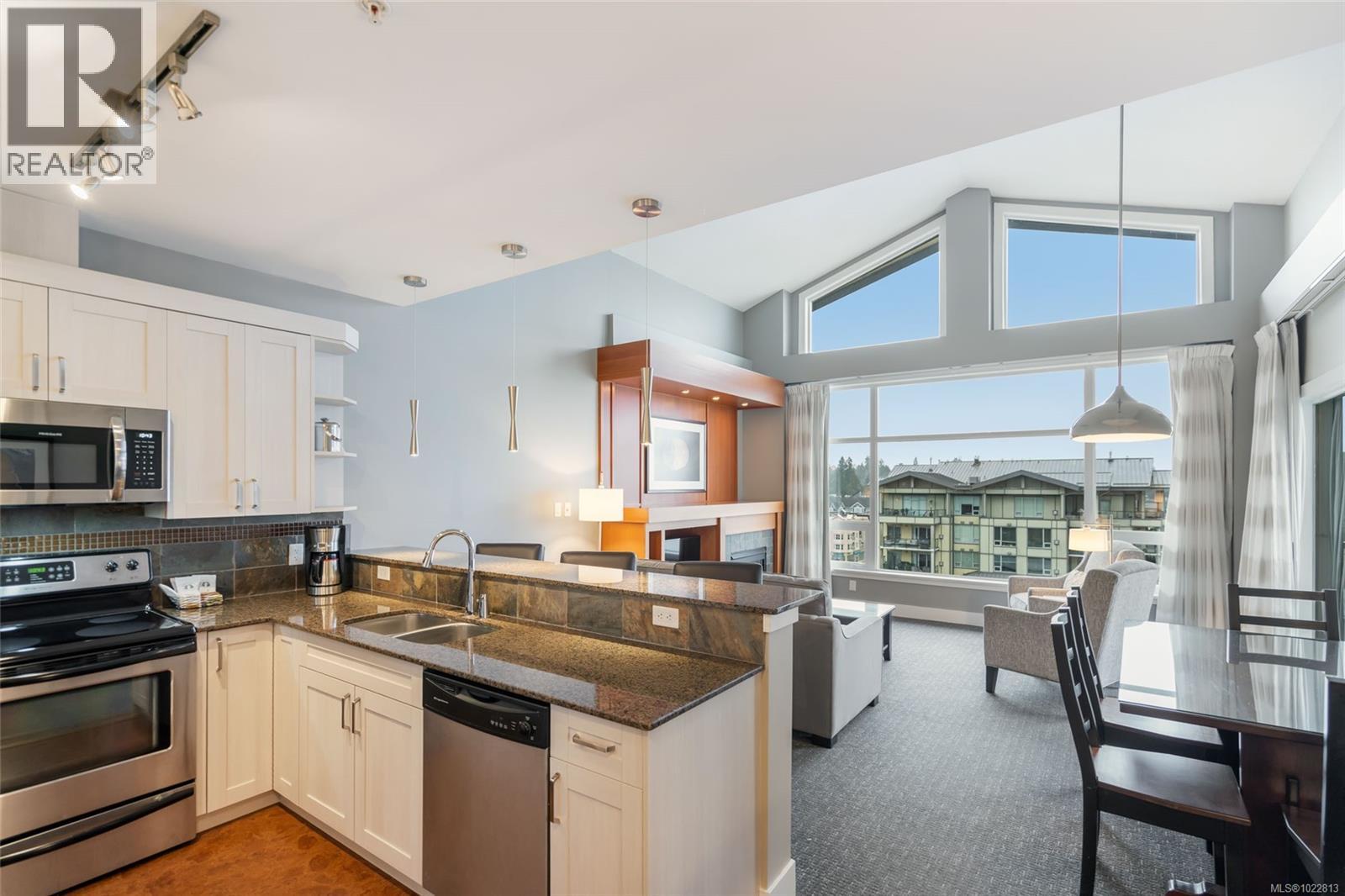 903/904C 181 Beachside Dr, Parksville