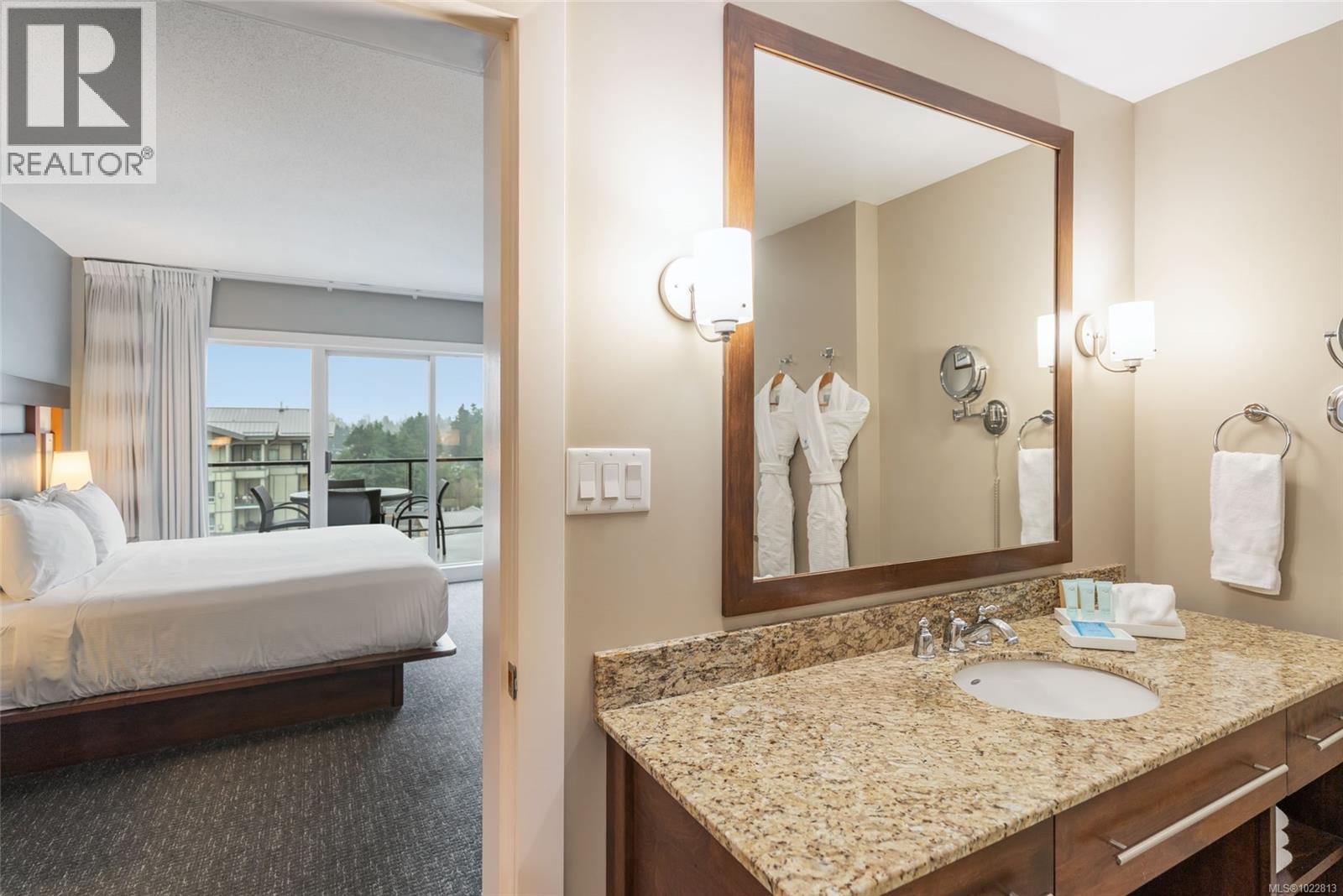 #903/904C 181 Beachside Dr - 15