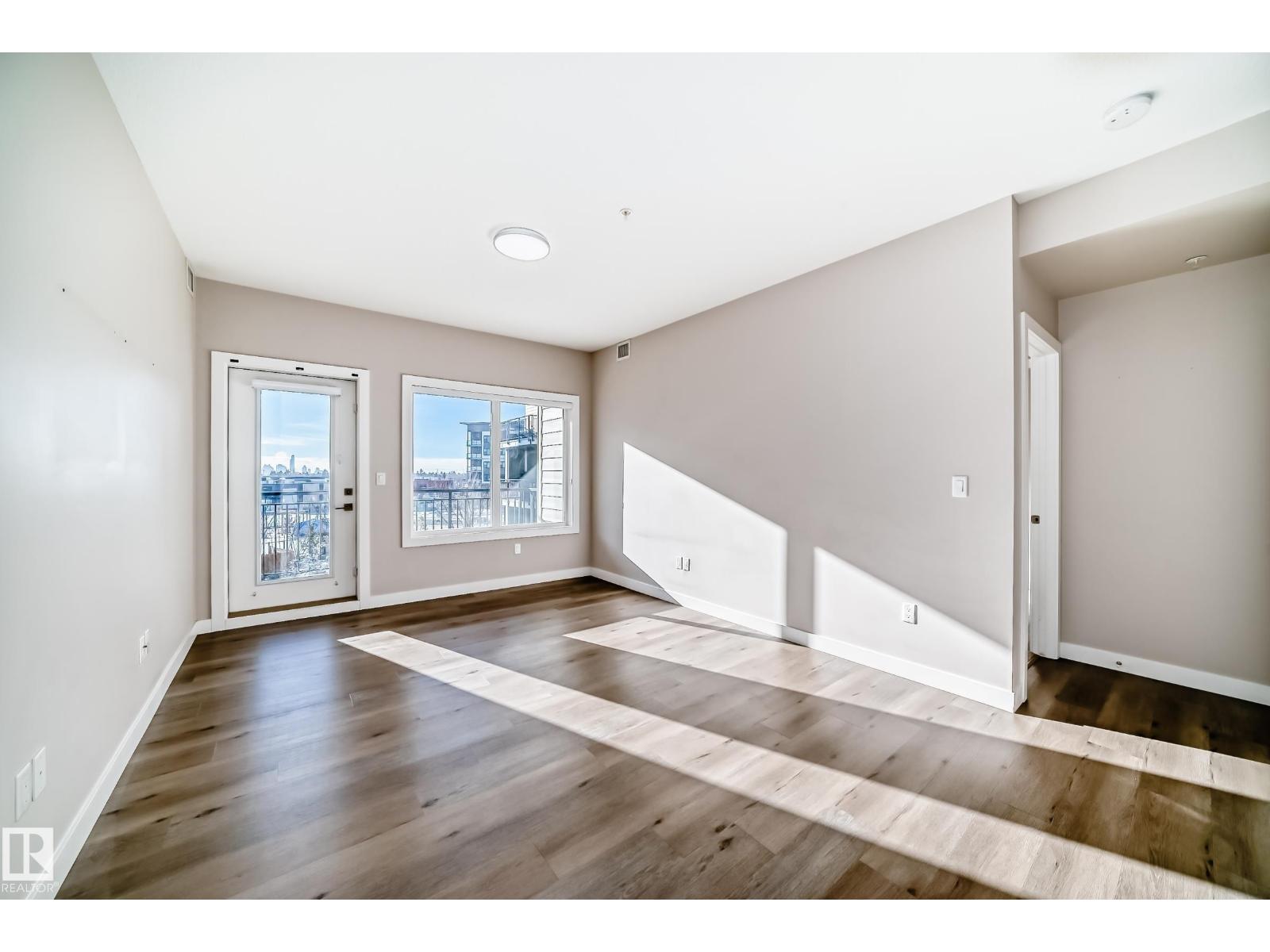 322 560 GRIESBACH PARADE PR NW - Photo 28