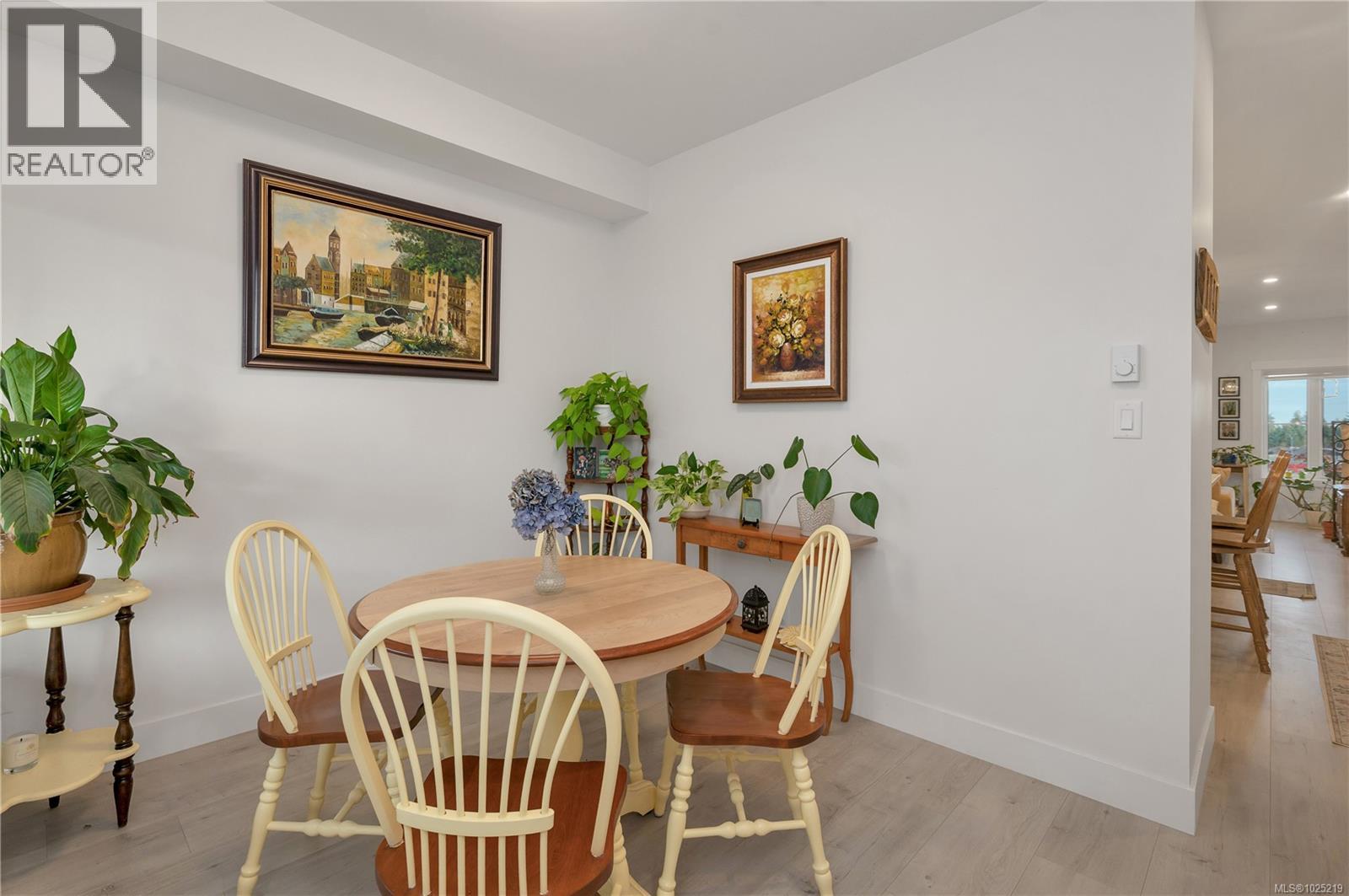 10 701 Sitka St, Campbell River