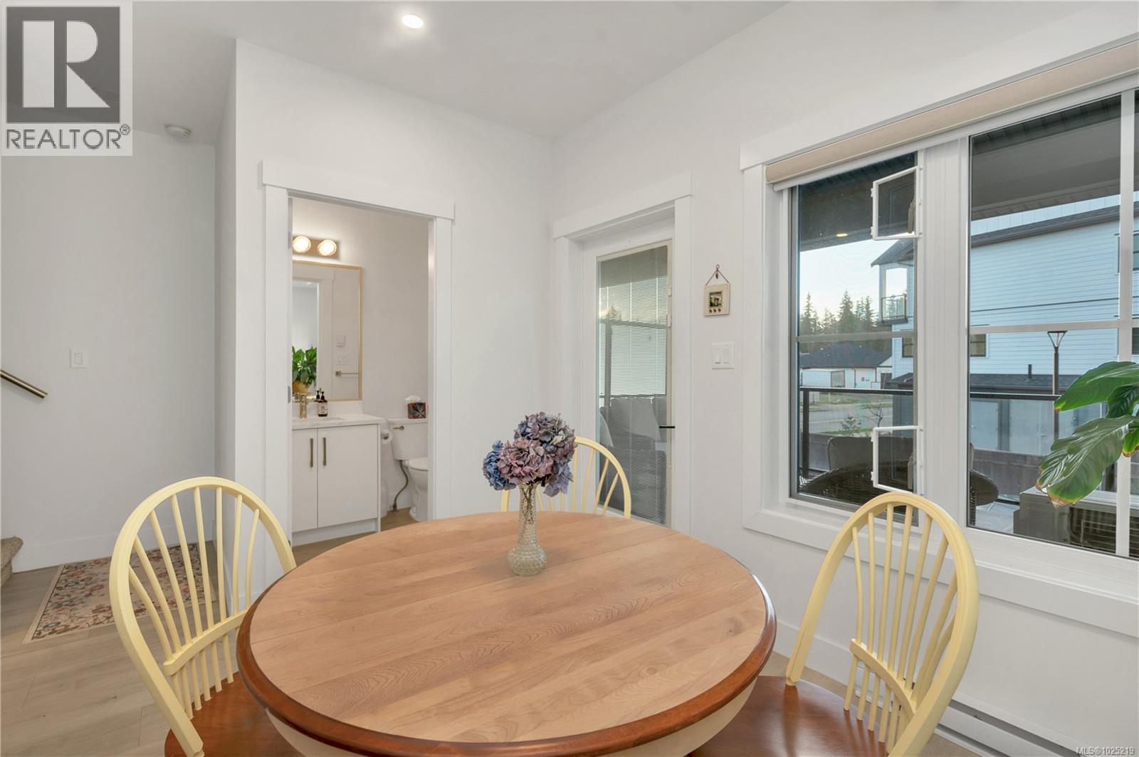 10 701 Sitka St, Campbell River