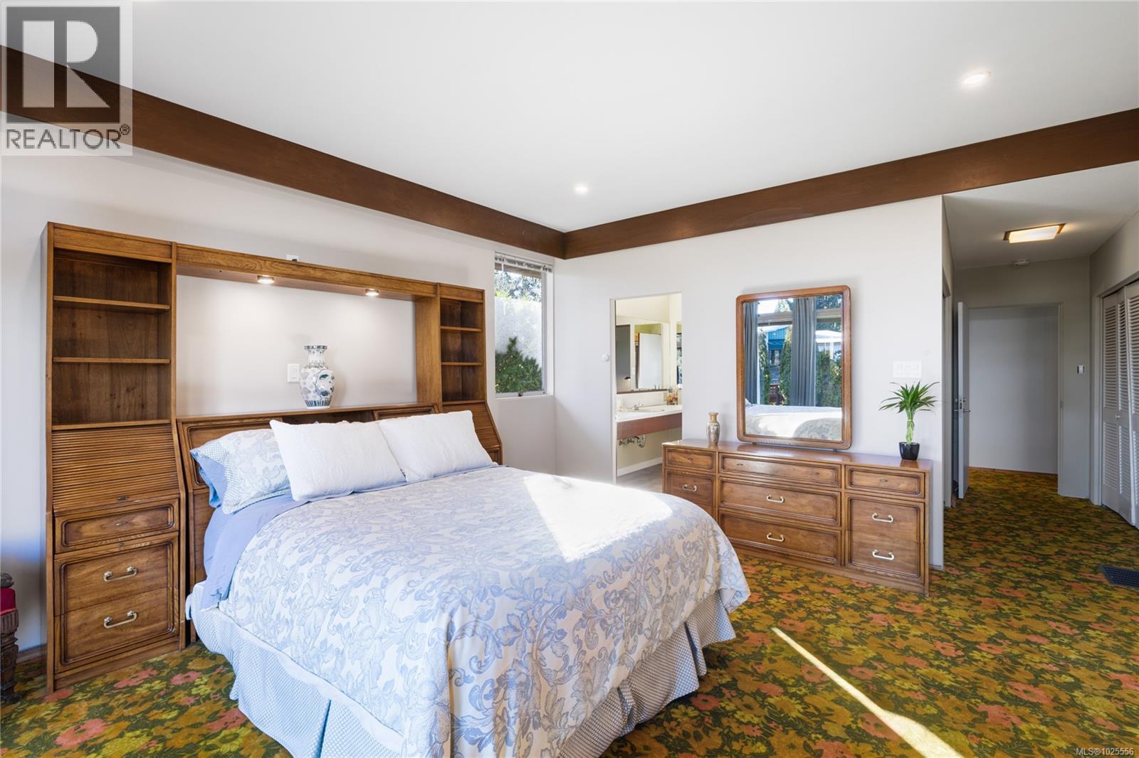 160 Kopina Dr, Bowser