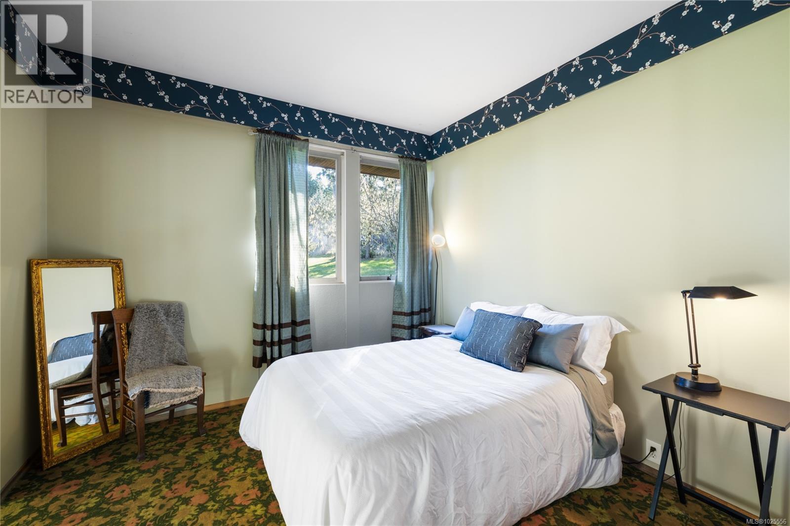 160 Kopina Dr, Bowser