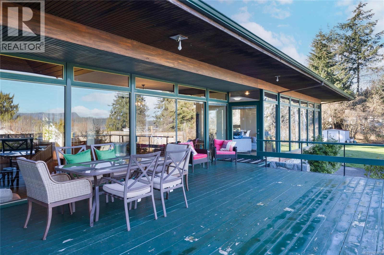 160 Kopina Dr, Bowser