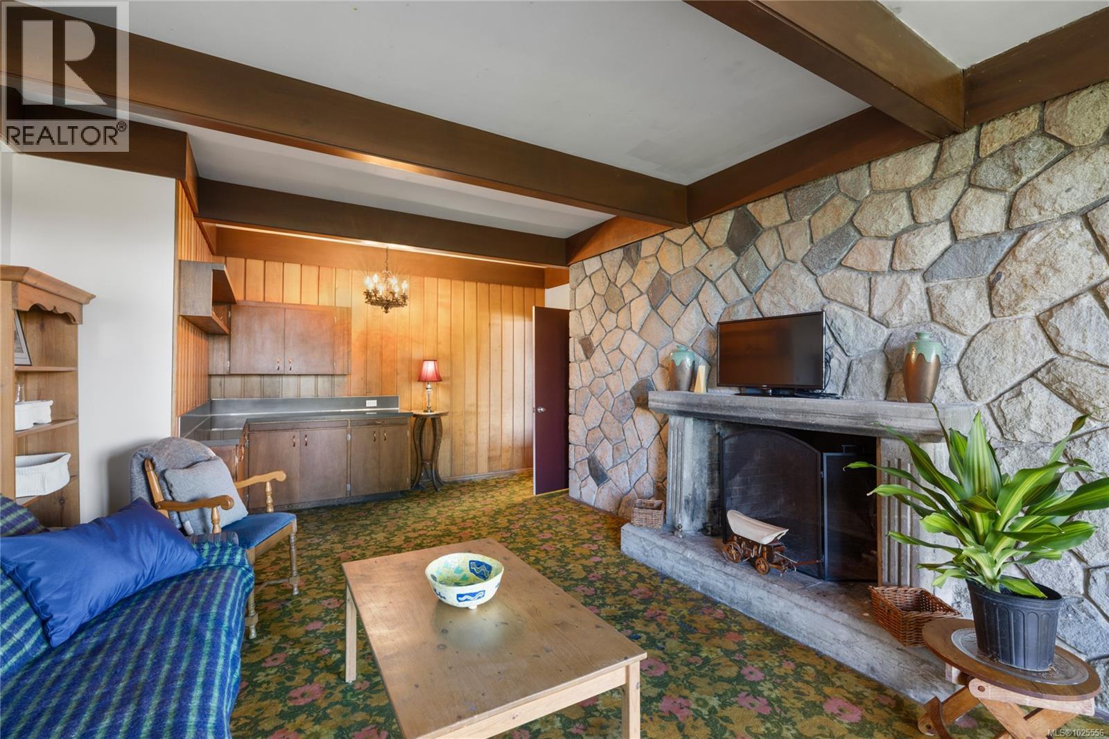 160 Kopina Dr, Bowser