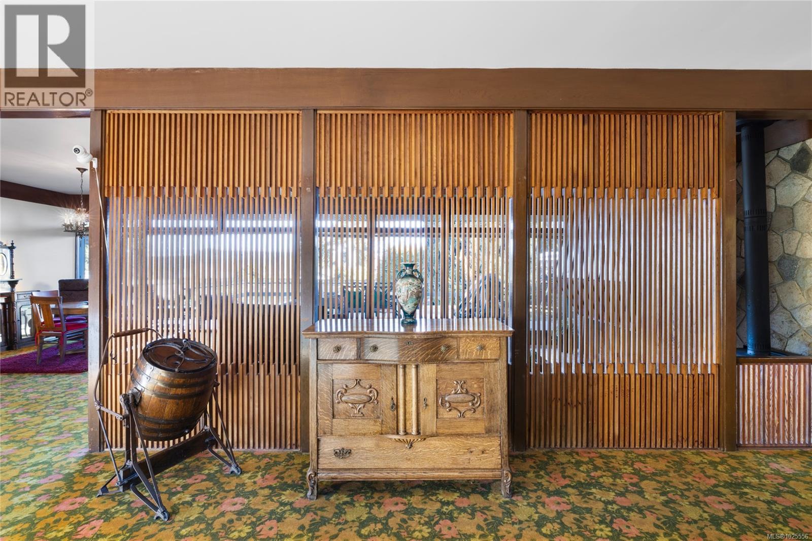 160 Kopina Dr, Bowser