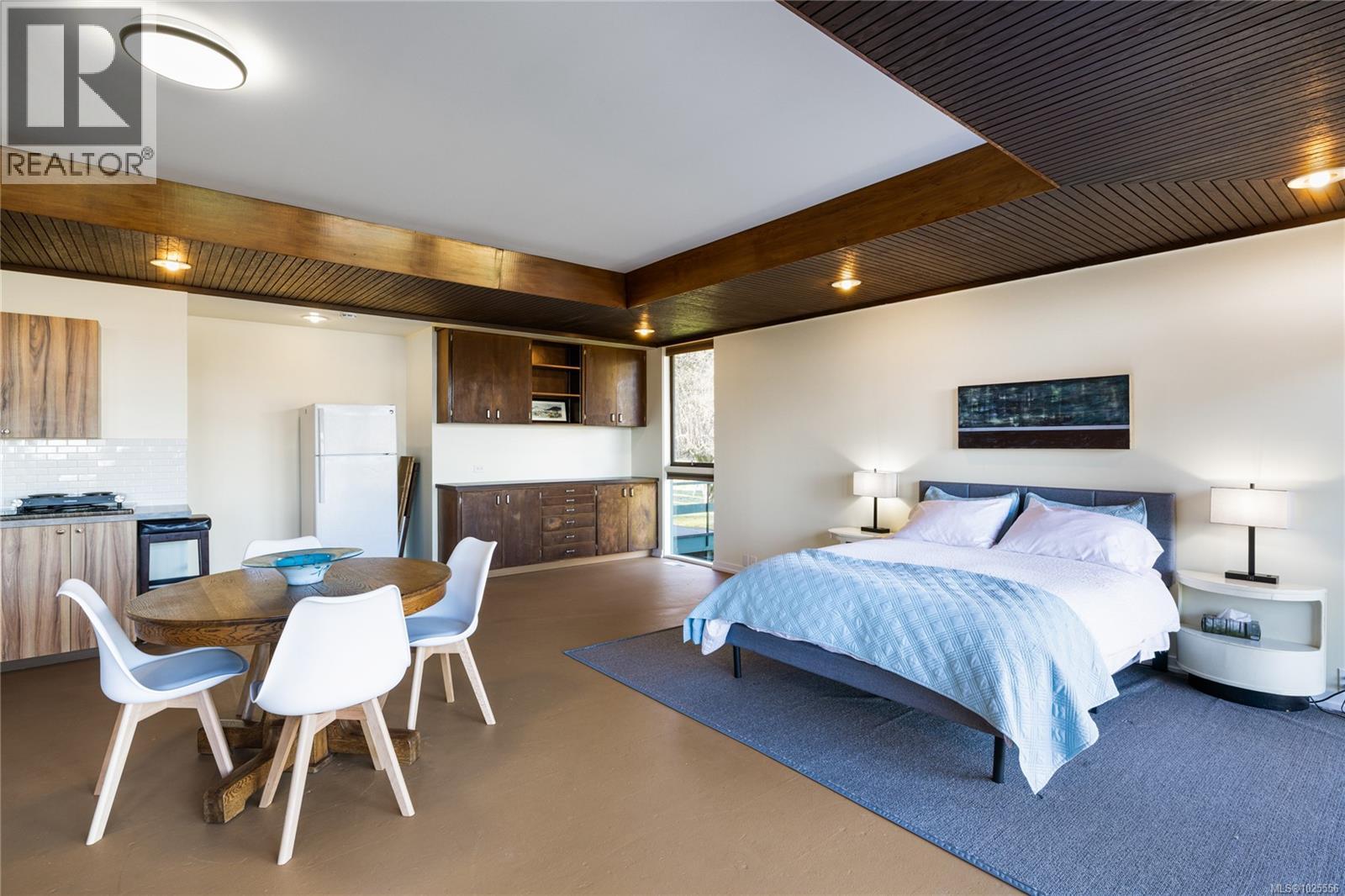 160 Kopina Dr, Bowser