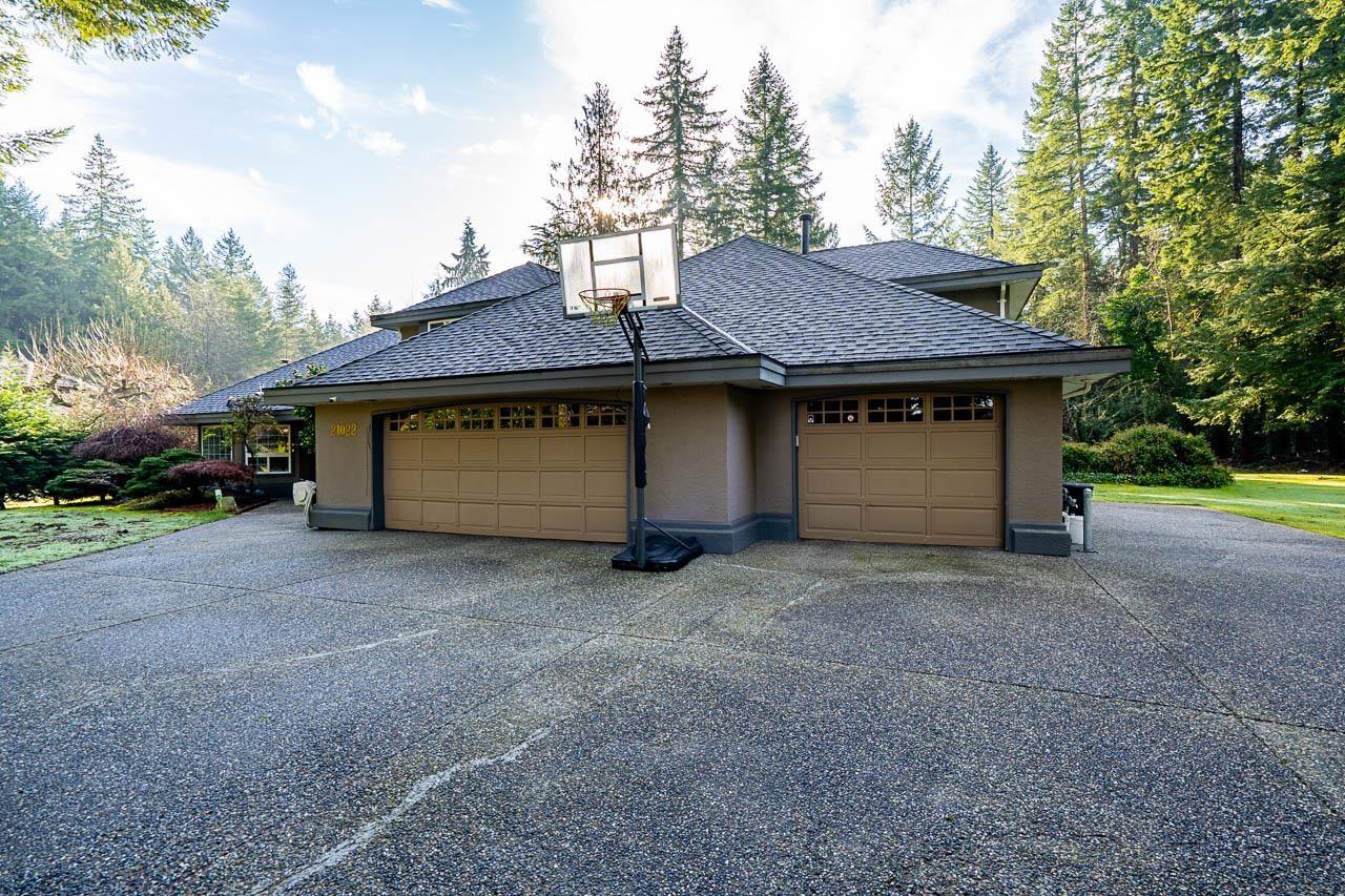 21022 42 Avenue - photo 2