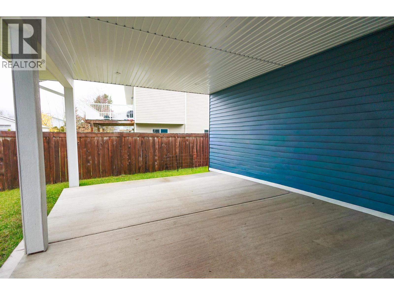 5223 SMITH Avenue, Terrace