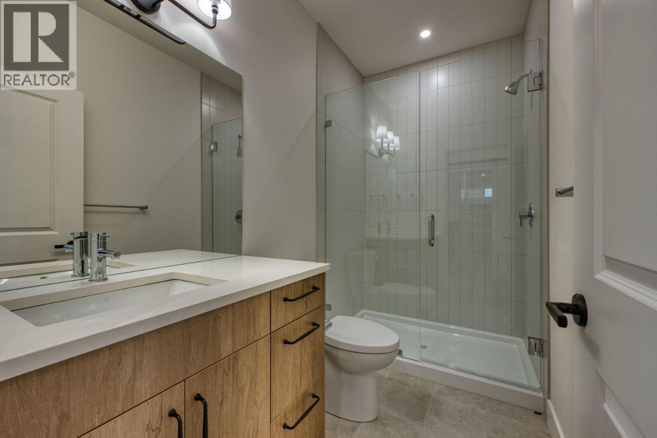  1080 Hewetson Avenue, Kelowna