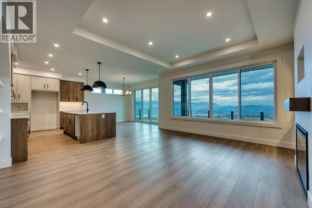  1080 Hewetson Avenue, Kelowna