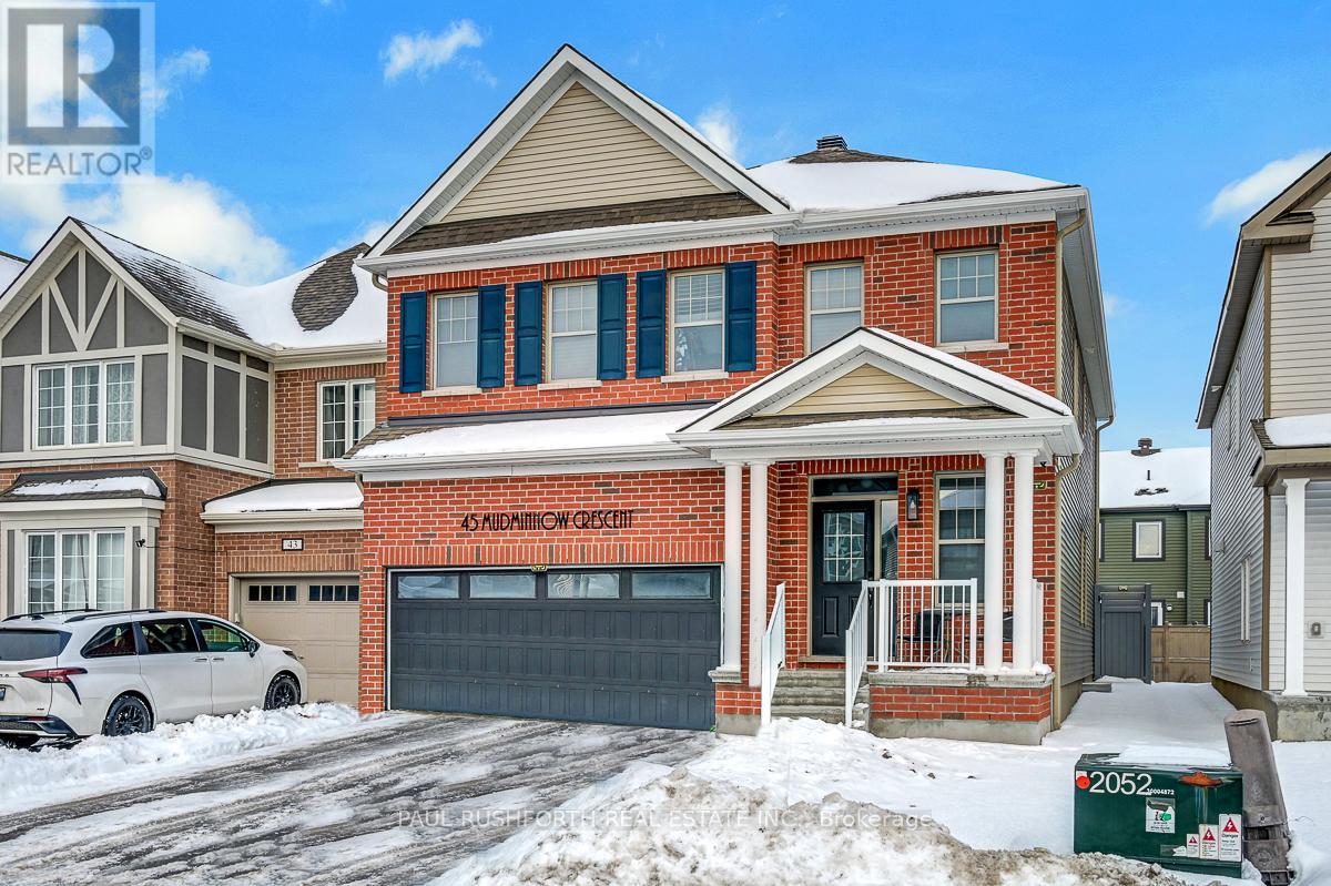 45 Mudminnow Crescent