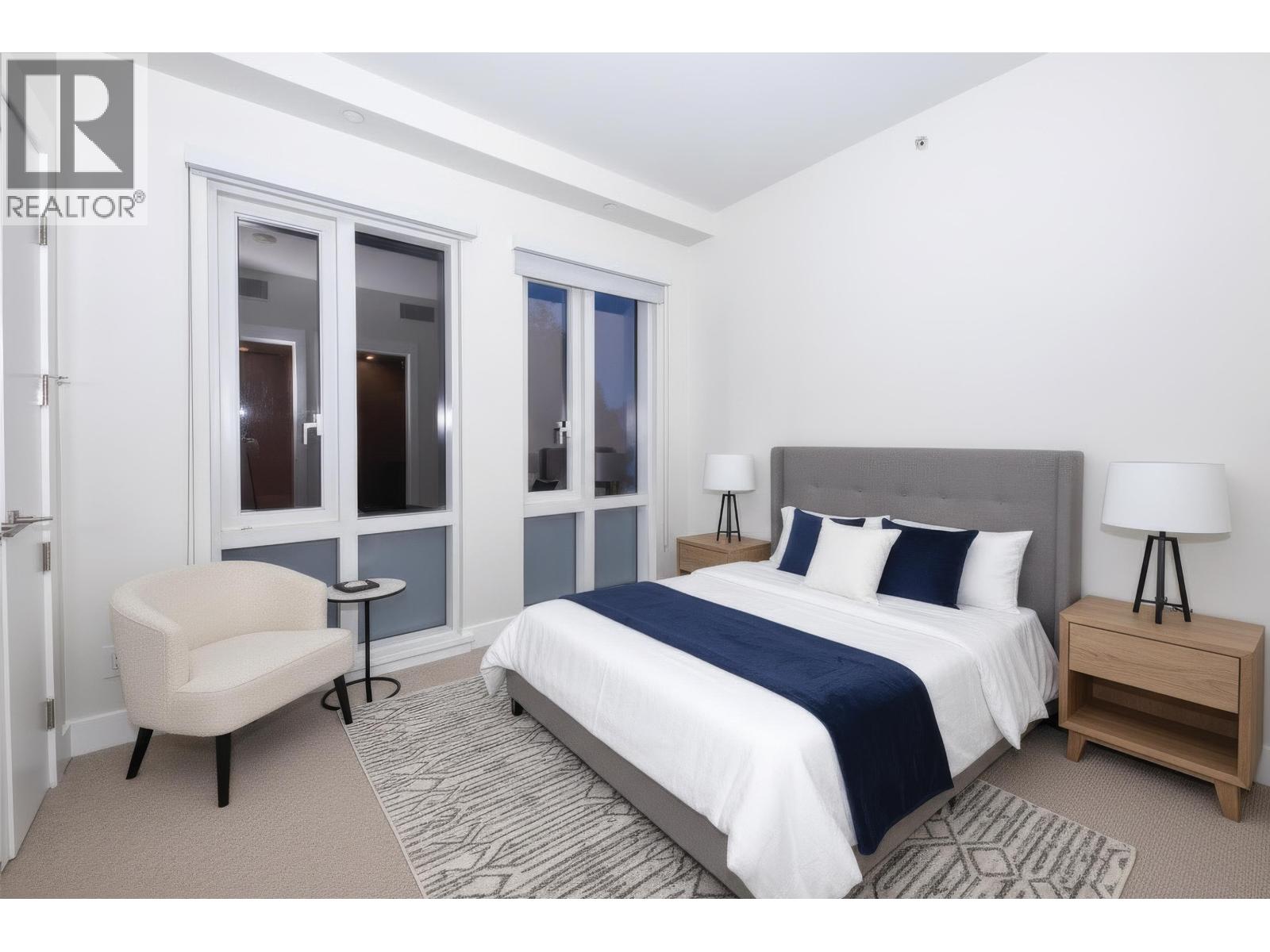 201 6707 NELSON AVENUE, West Vancouver