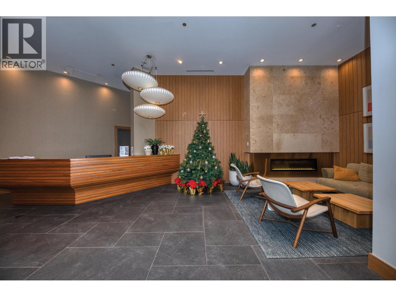 201 6707 NELSON AVENUE, West Vancouver