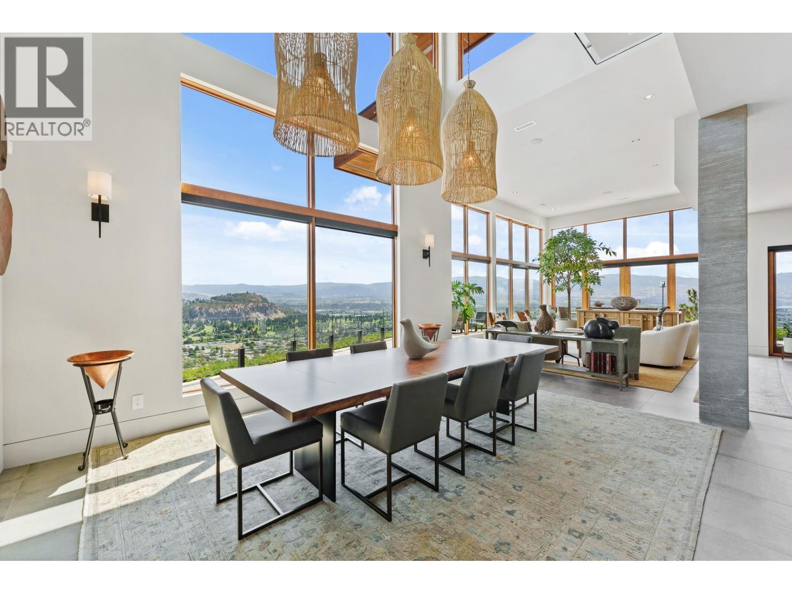  733 Forestridge Lane, Kelowna