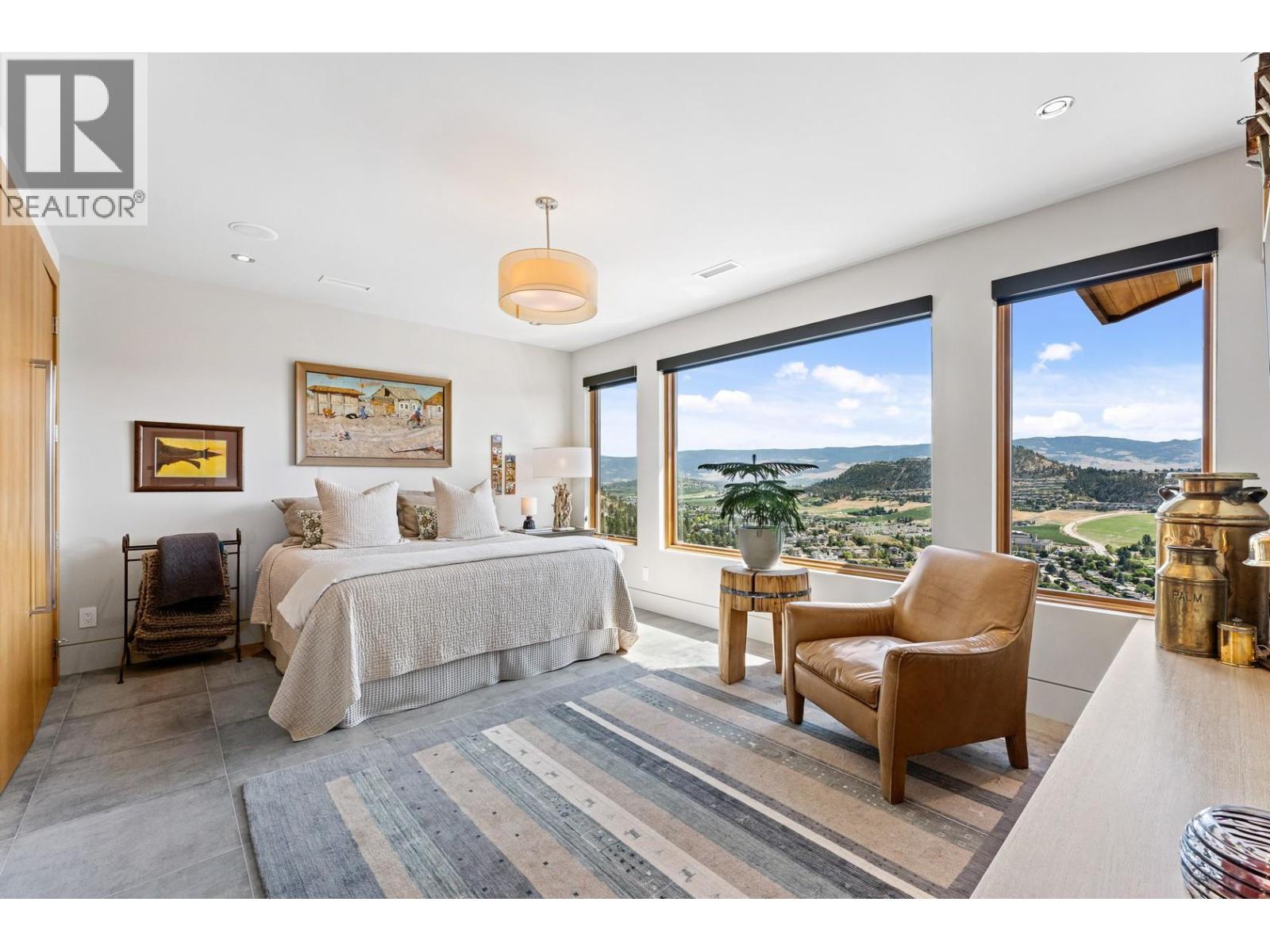  733 Forestridge Lane, Kelowna