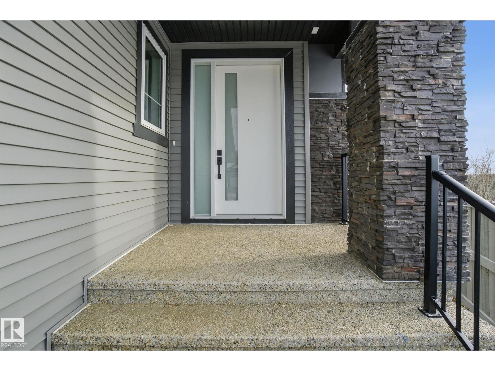 17107 3 ST NW - Photo 3 of 50, Edmonton, Alberta