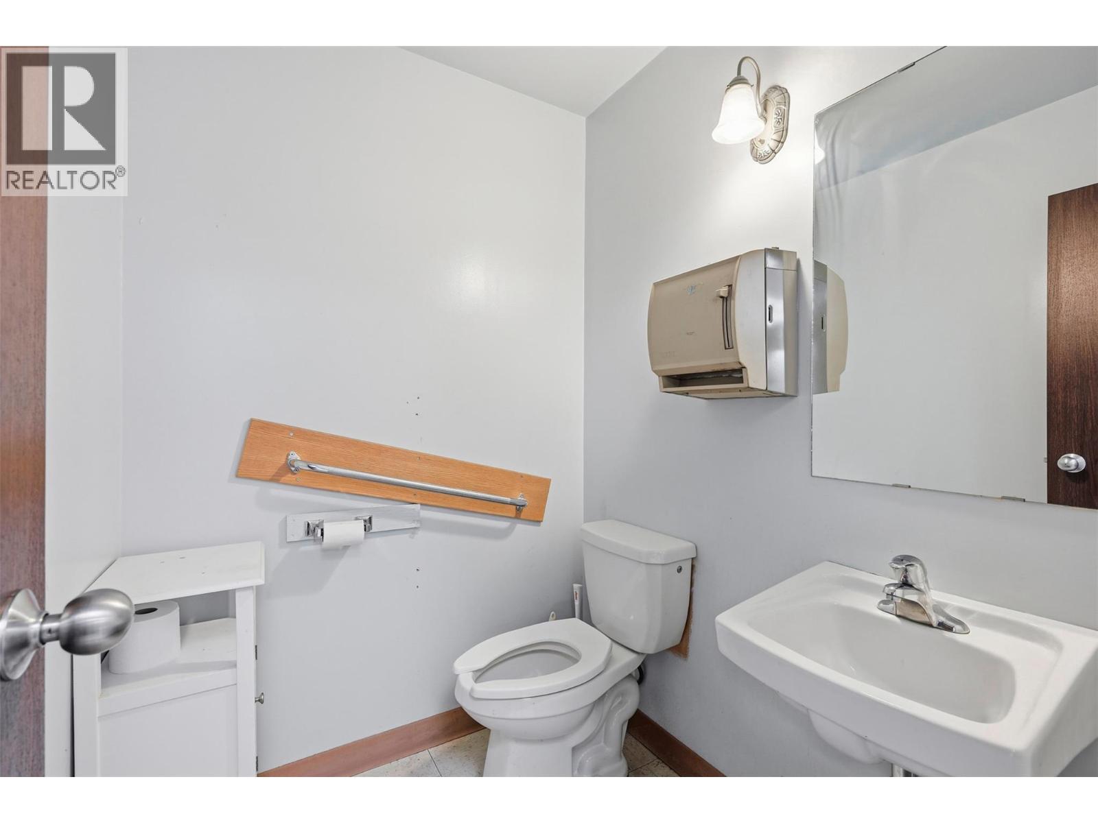  753 Laval Crescent, Kamloops