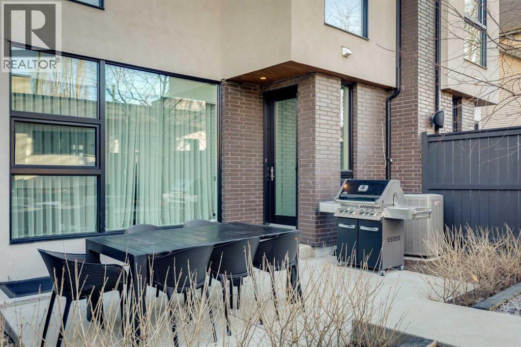 Single Family House for Sale in  A Street SW Parkhill Calgary 