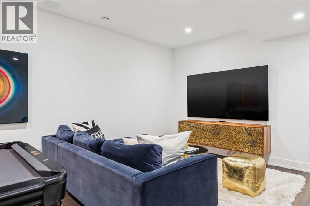 Single Family House for Sale in  A Street SW Parkhill Calgary 