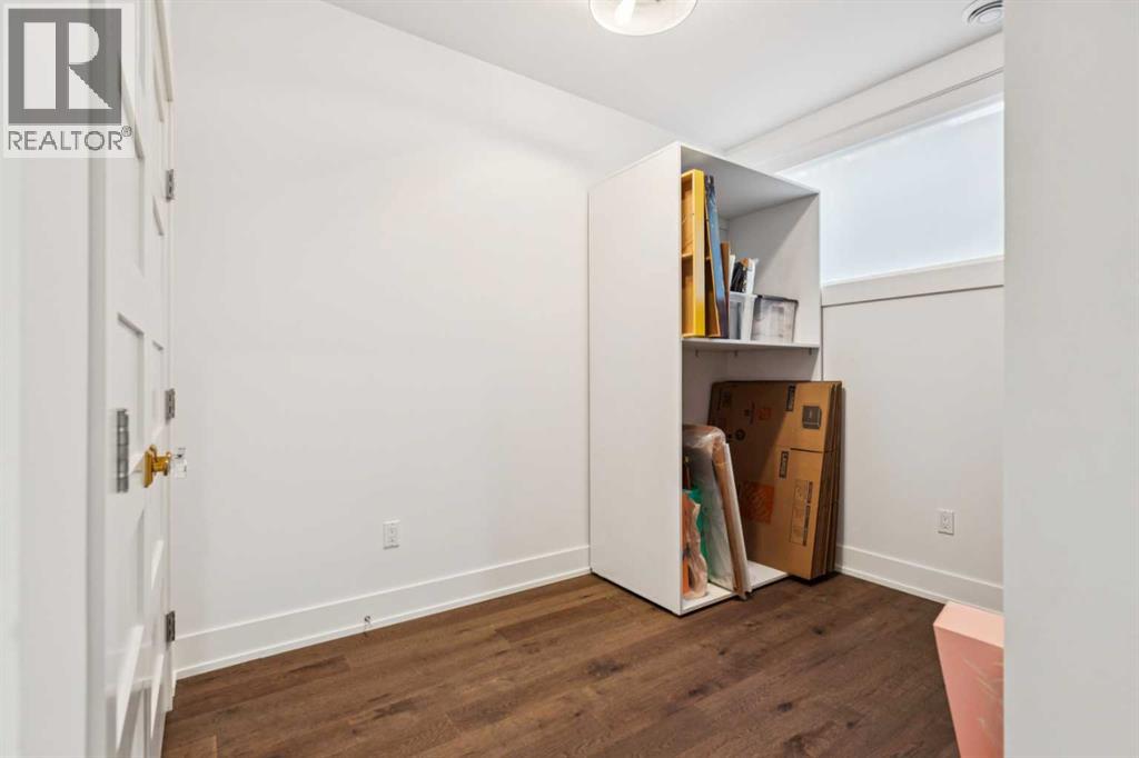 Single Family House for Sale in  A Street SW Parkhill Calgary 