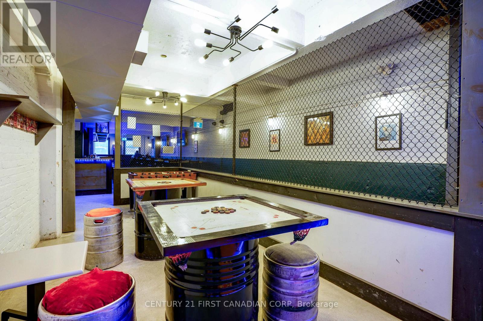 UNIT A - 117 CHRISTINA STREET N Property Photo