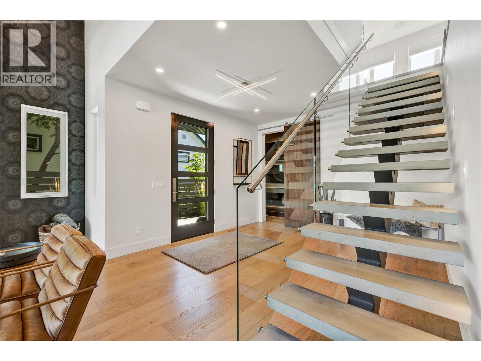 364 Christleton Avenue, Kelowna