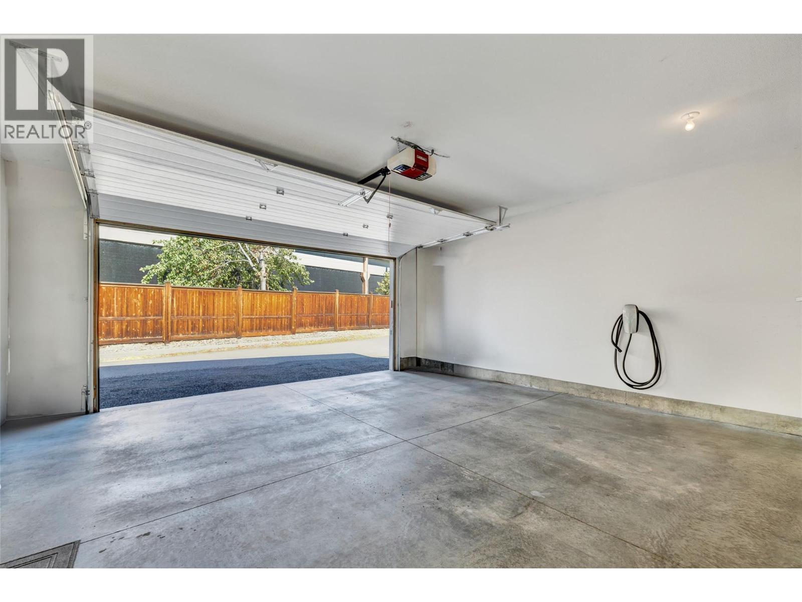 364 Christleton Avenue, Kelowna