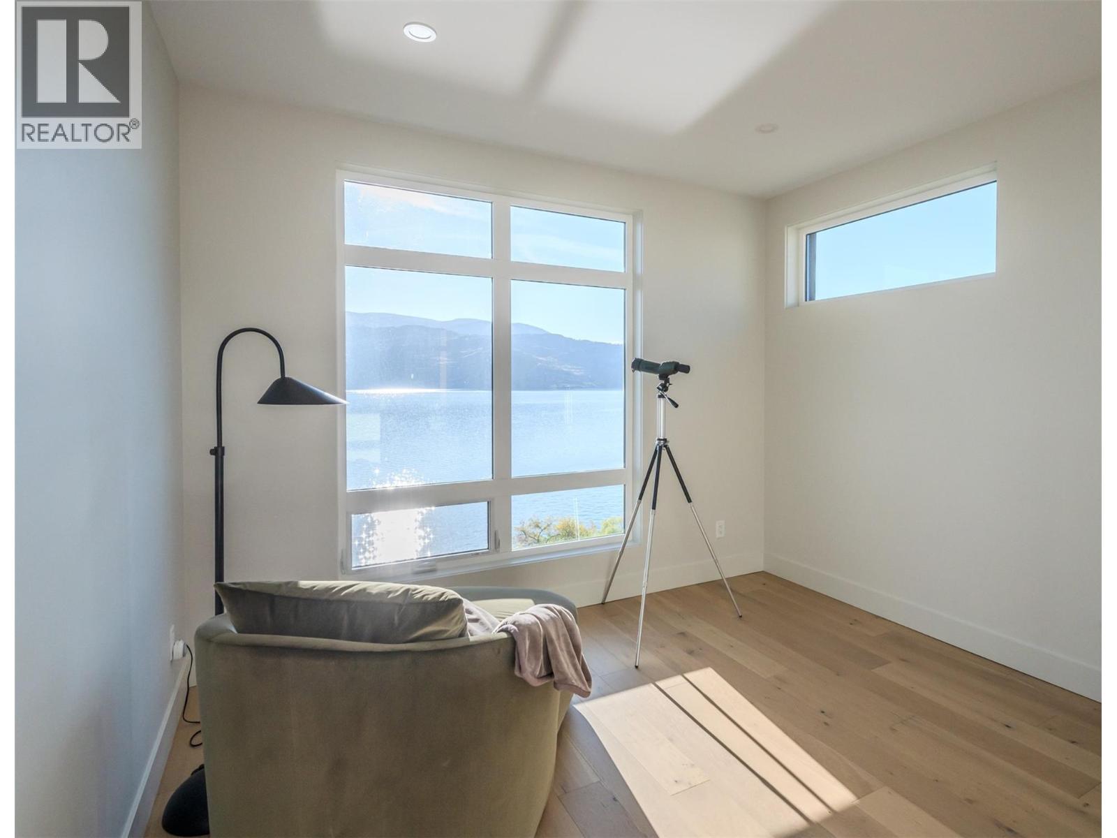 6007 Princess Street, Peachland