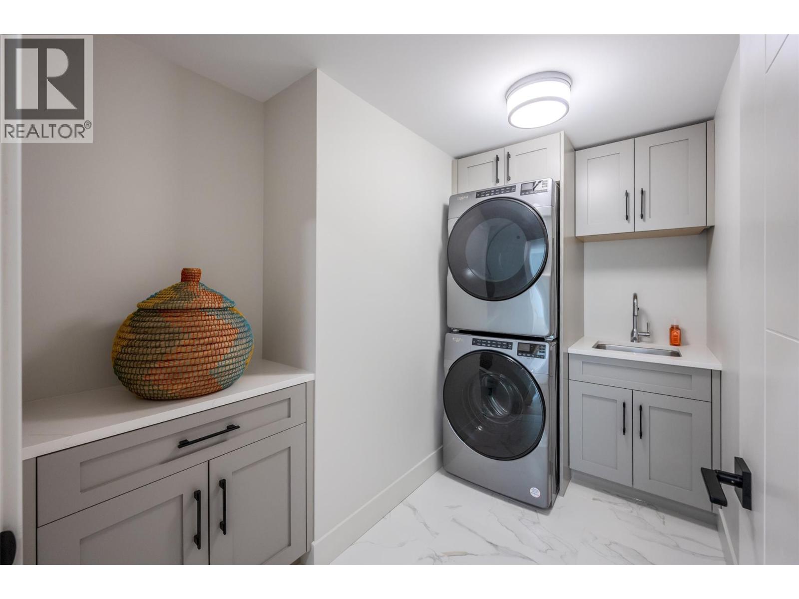 6007 Princess Street, Peachland