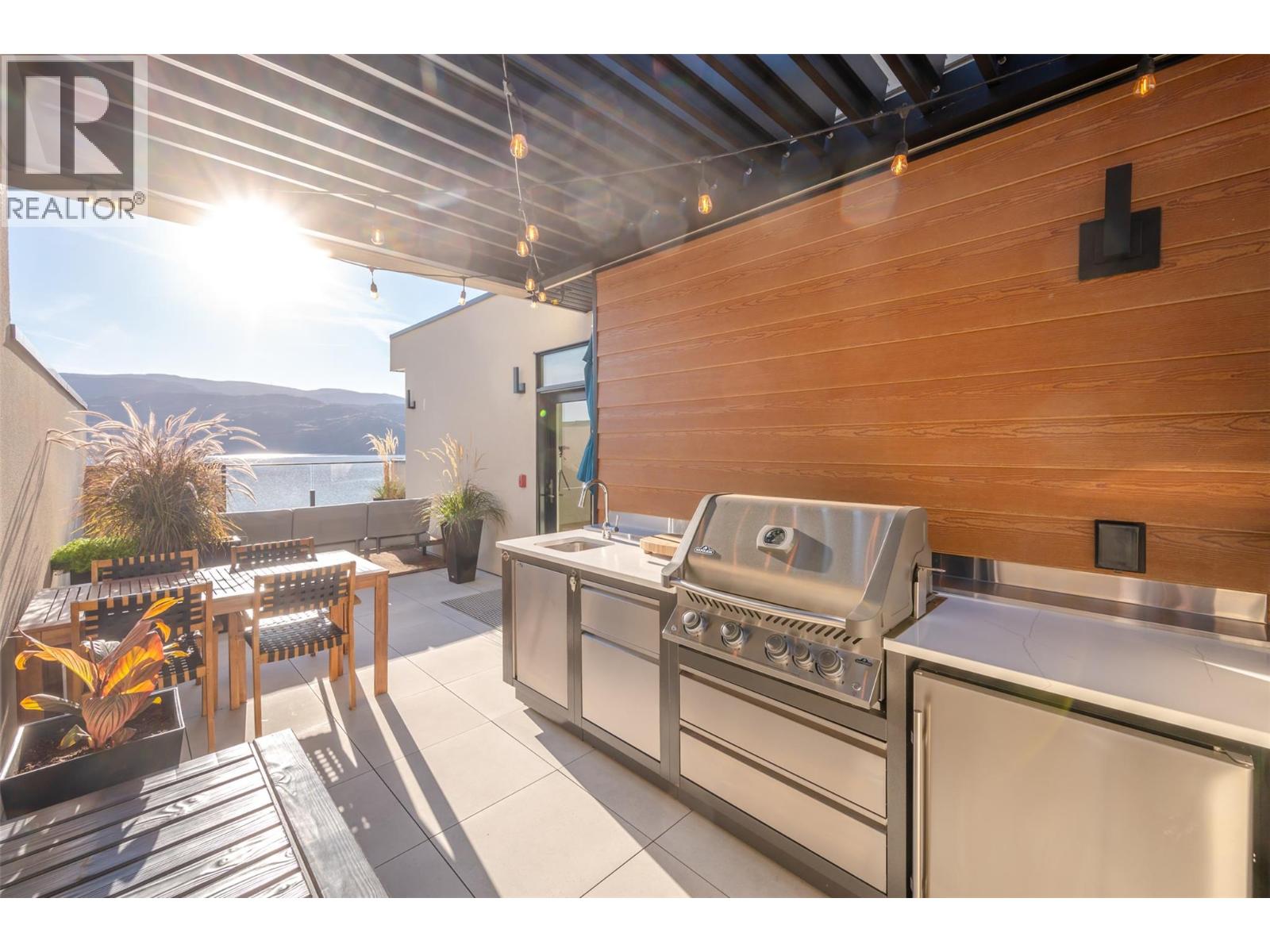 6007 Princess Street, Peachland