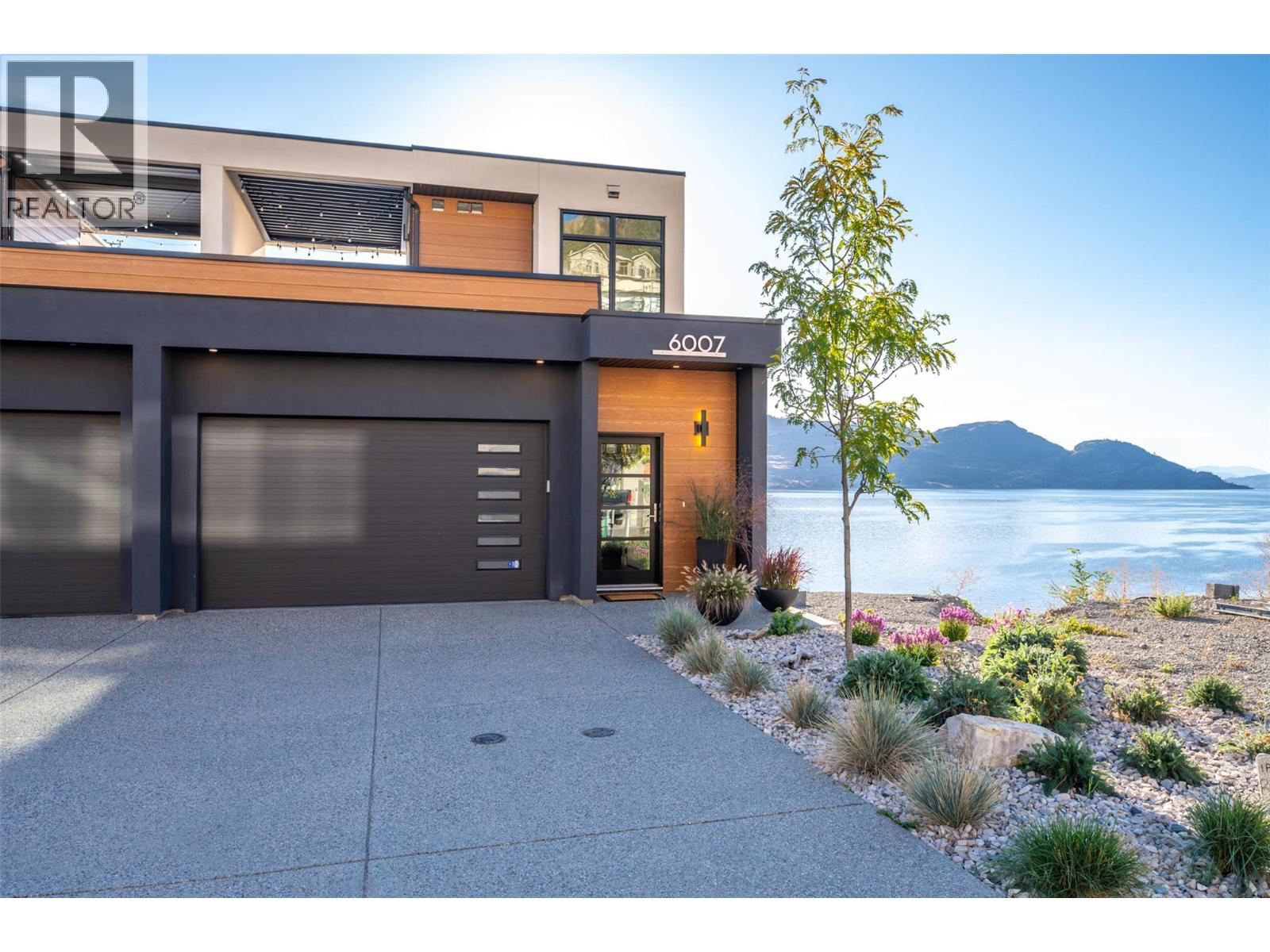 6007 Princess Street, Peachland