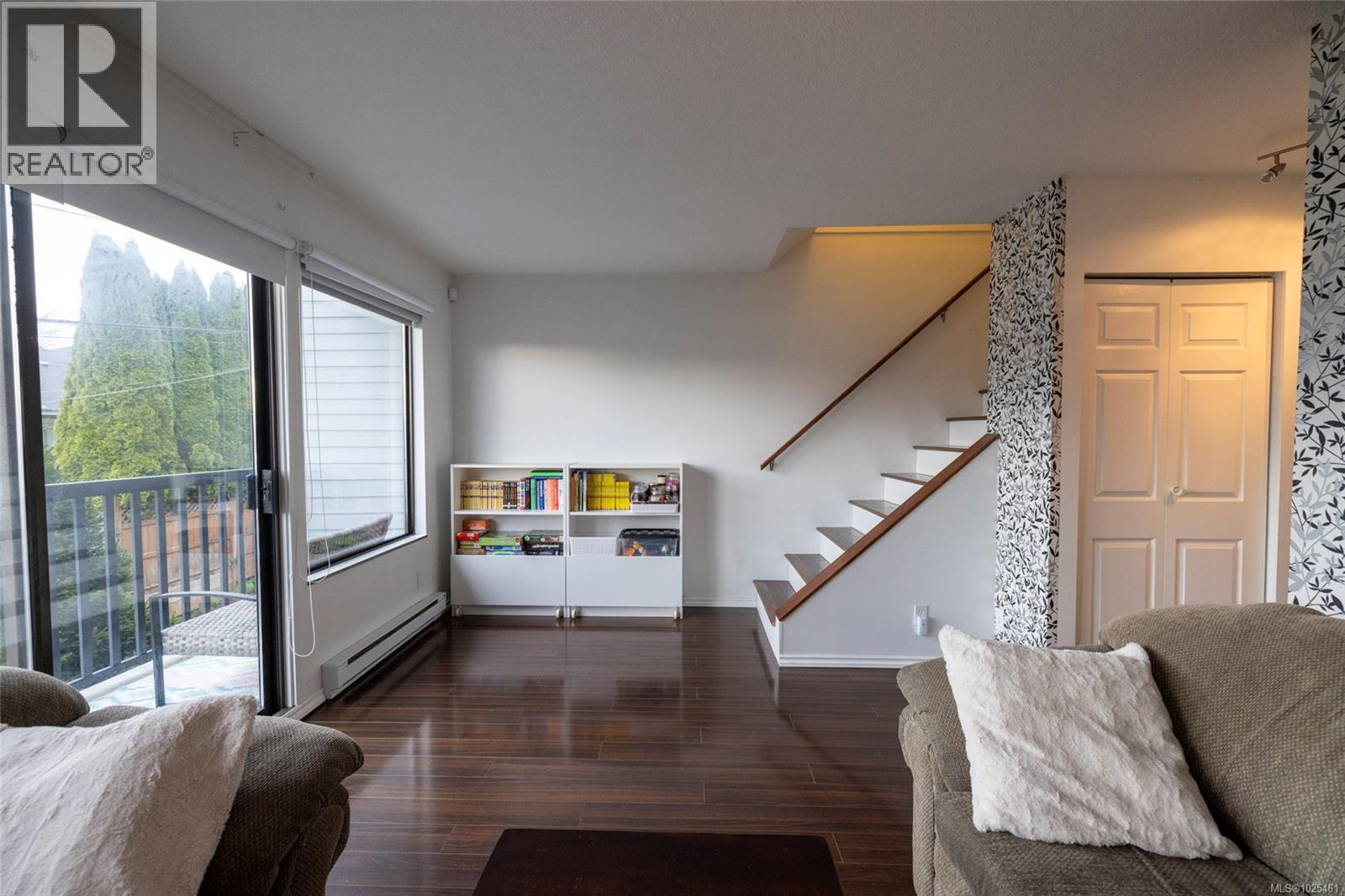 6 8805 Central St, Port Hardy