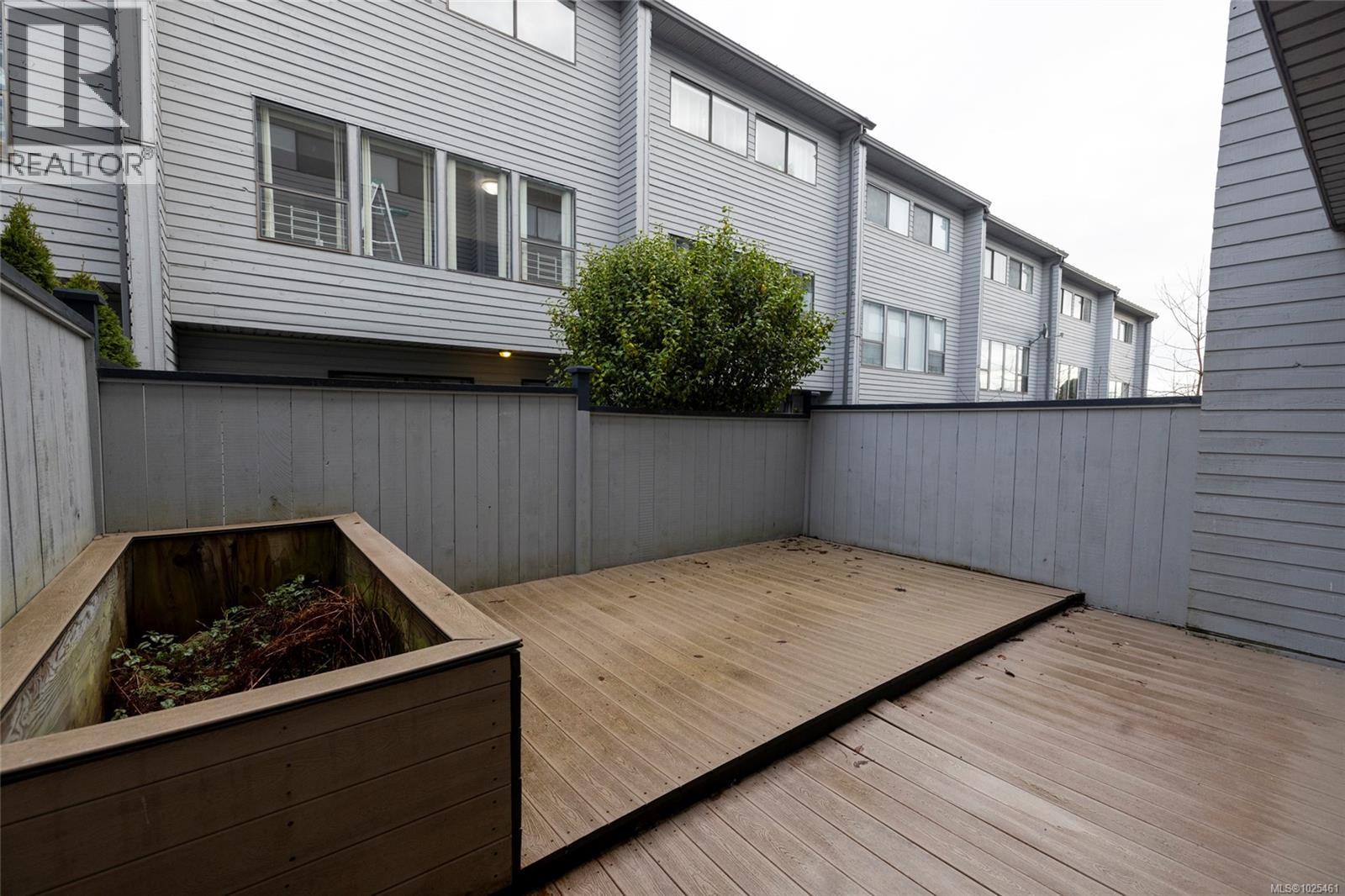 6 8805 Central St, Port Hardy