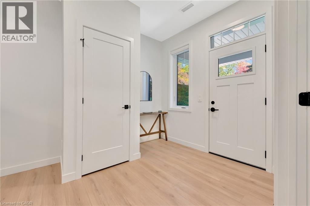 33 MILL Street - 4