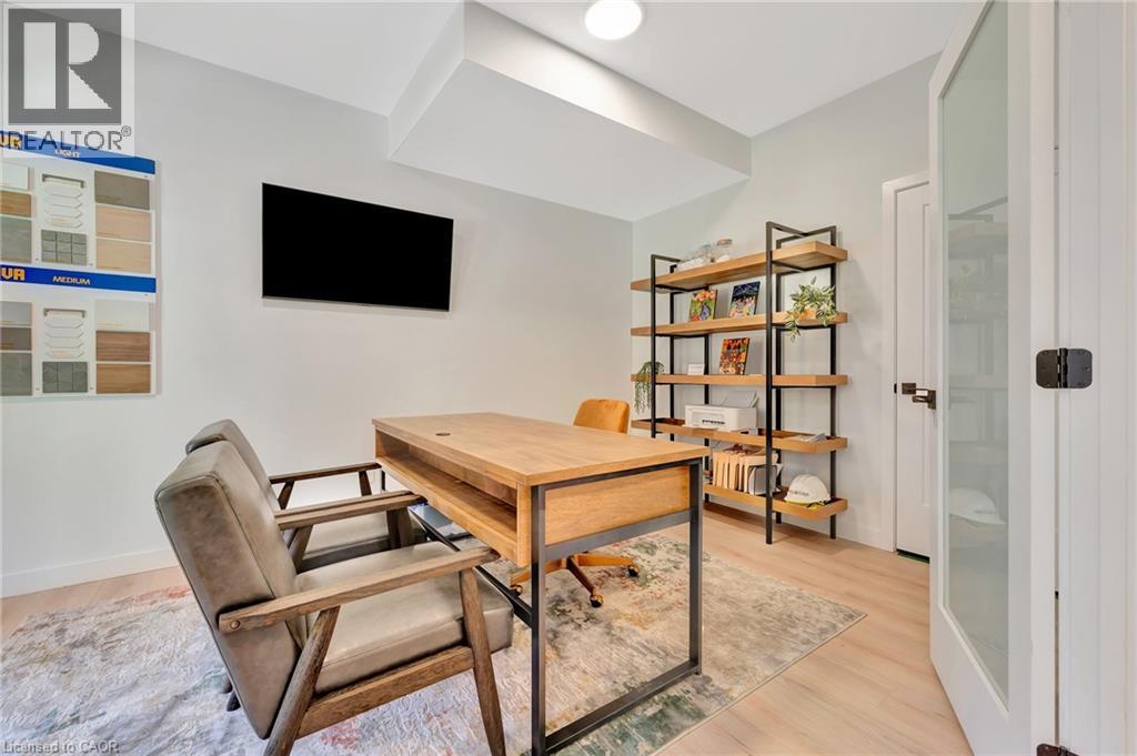 33 MILL Street - 6