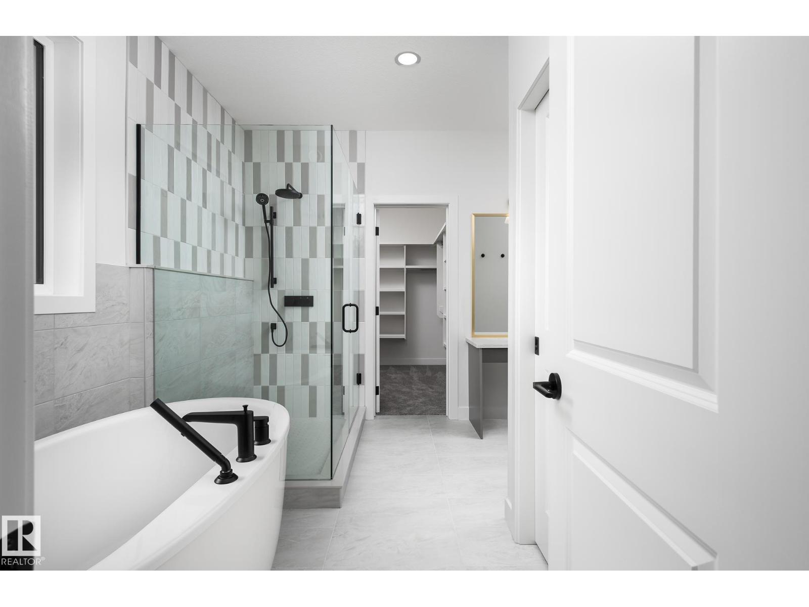 6884 knox loop SW SW, Edmonton