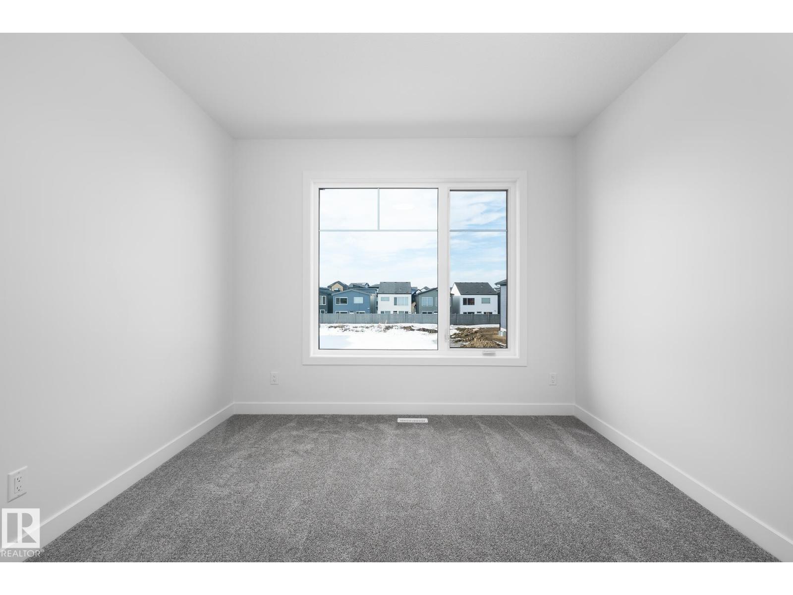 6884 knox loop SW SW, Edmonton