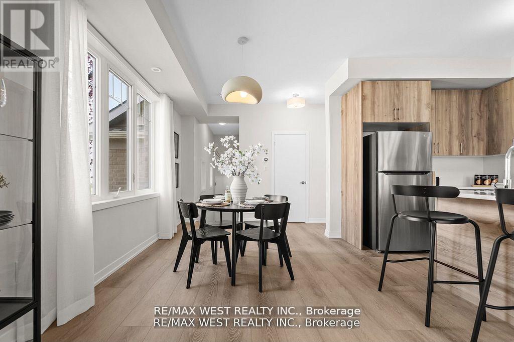 6 ZIIBI WAY - Photo 5 of 19, Clarington (Newcastle), Ontario