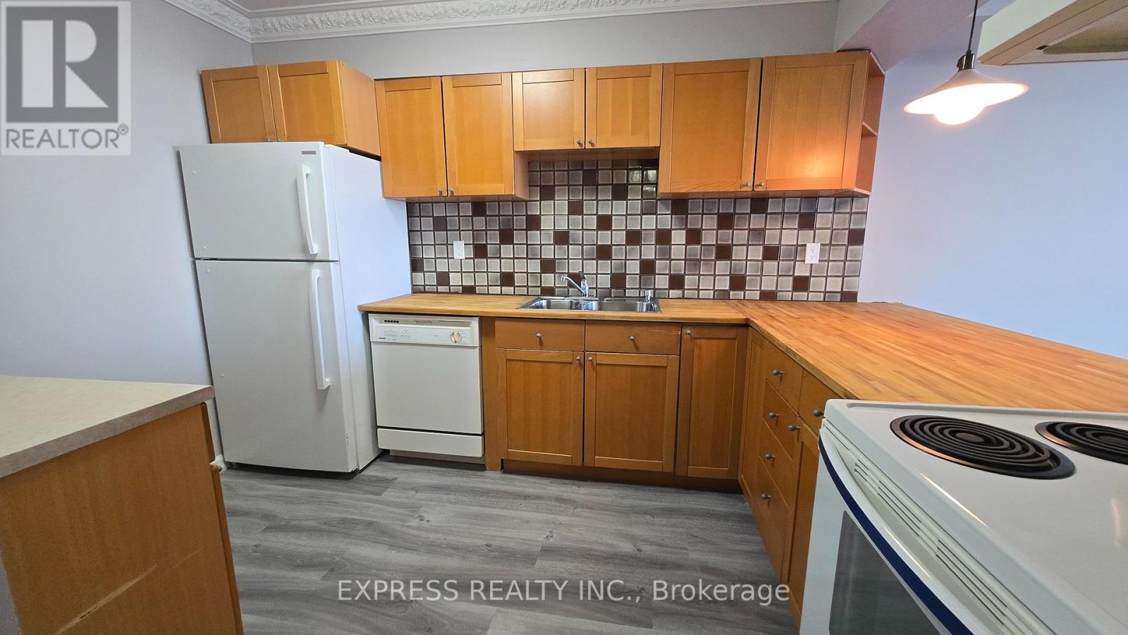 1202 - 238 ALBION ROAD - Photo 5 of 12, Toronto (Elms-Old Rexdale), Ontario