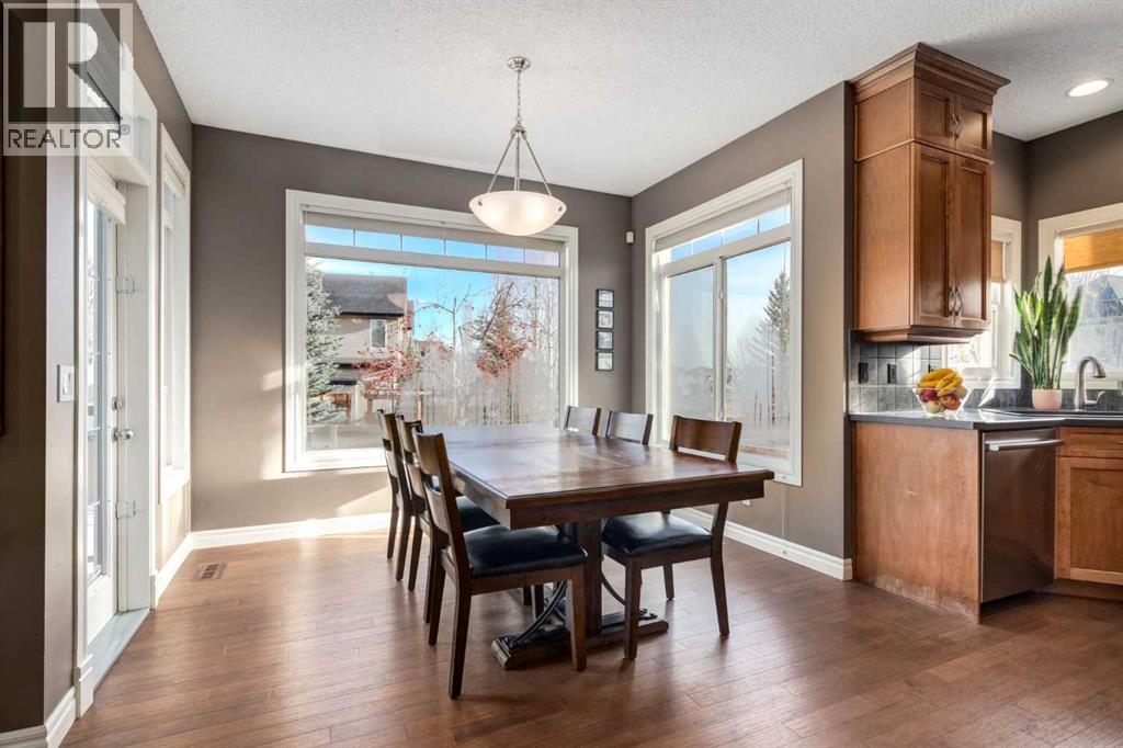 Single Family House for Sale in  Tuscany Glen Park NW Tuscany Calgary 