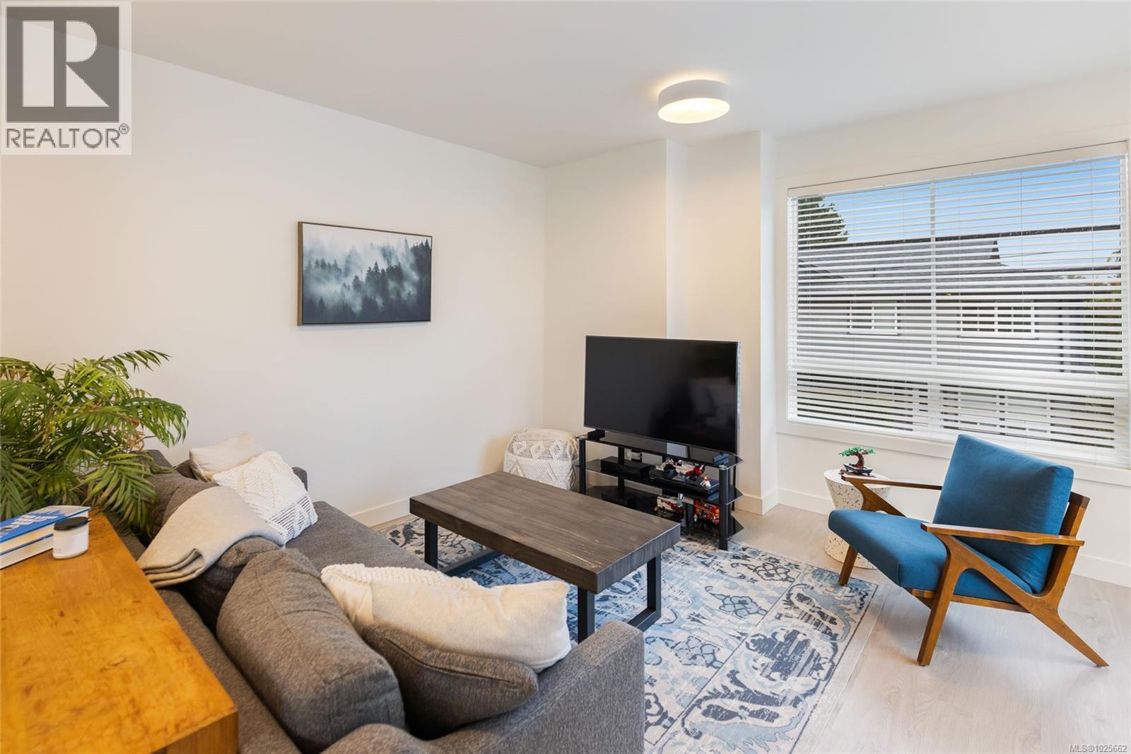 1 545 Jubilee St, Duncan