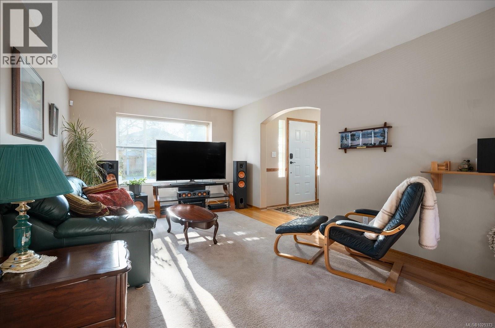 6642 Nathan Rd - Photo 5 of 56, Nanaimo, British Columbia