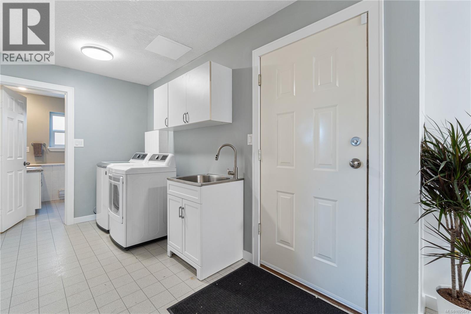 10931 Lytton Rd, Saltair