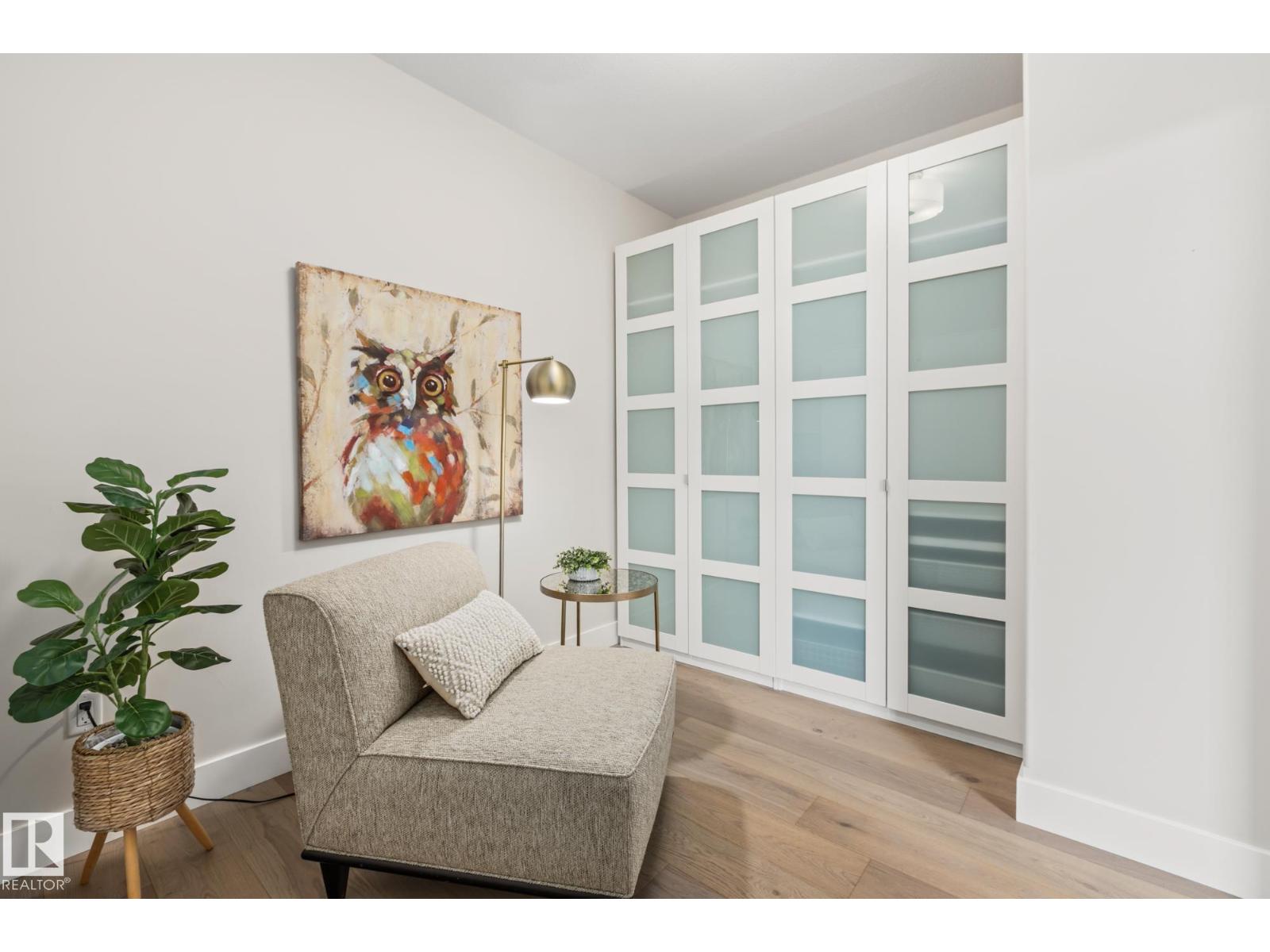 #18 8 LYNX CL, St. Albert