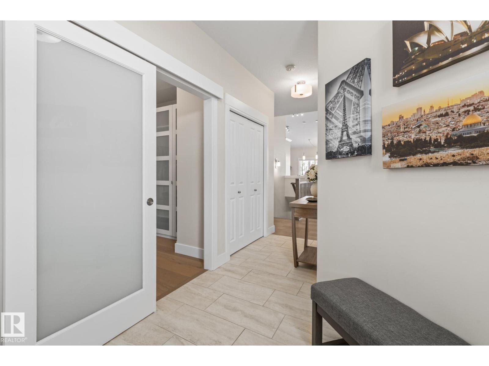 #18 8 LYNX CL, St. Albert