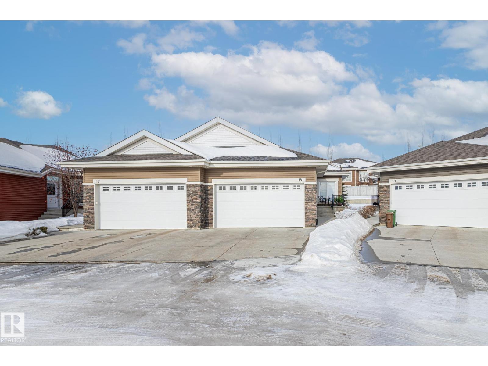 #18 8 LYNX CL, St. Albert