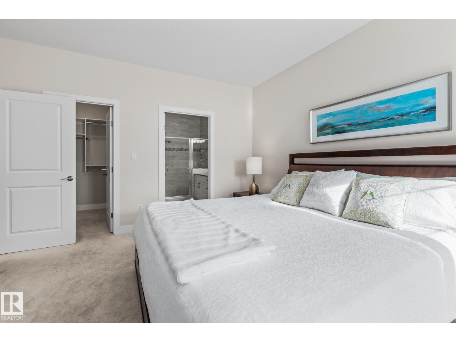 #18 8 LYNX CL, St. Albert