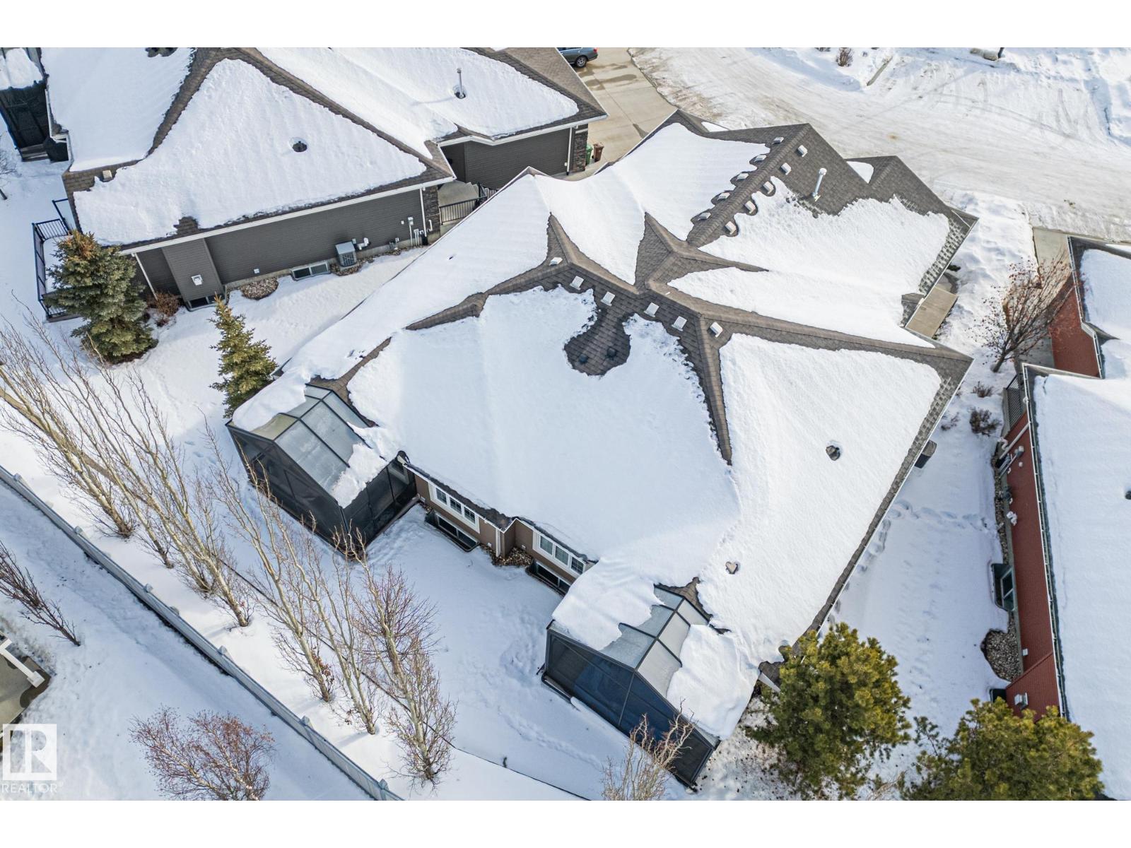 #18 8 LYNX CL, St. Albert