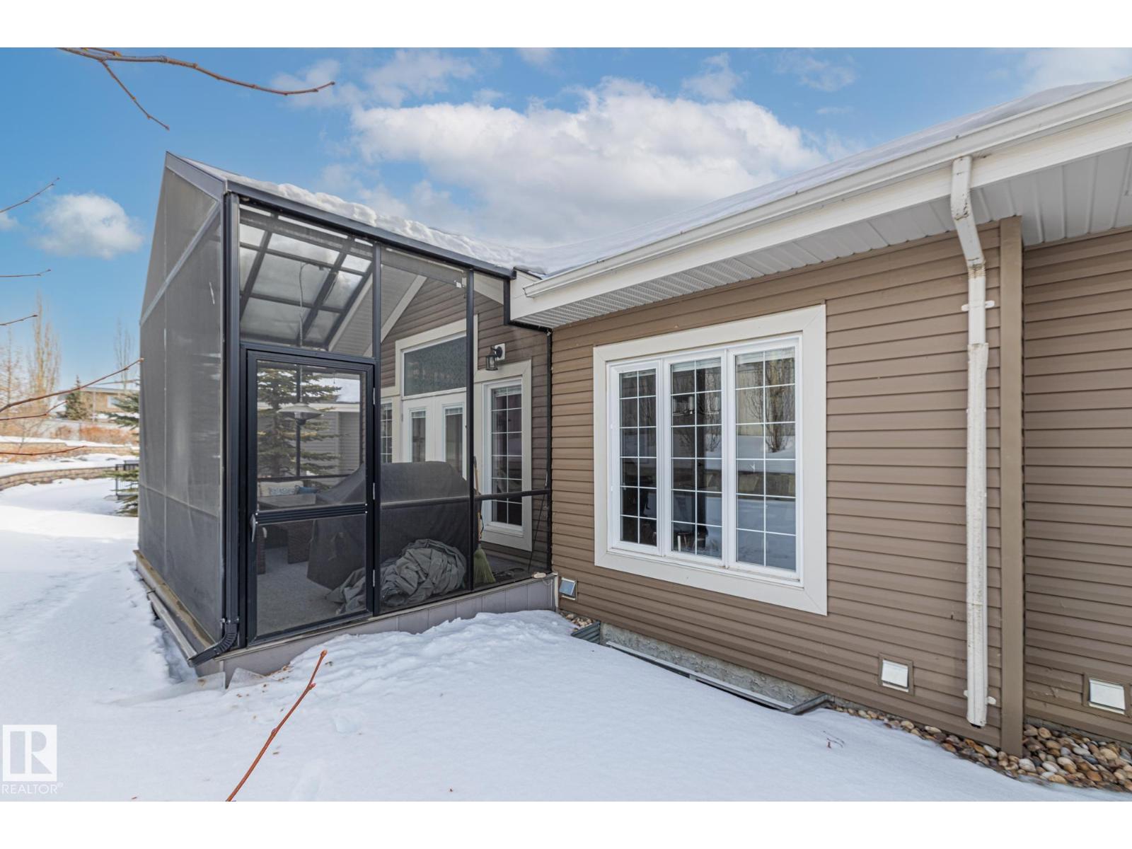 #18 8 LYNX CL, St. Albert